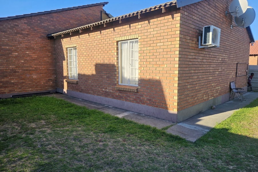 3 Bedroom Property for Sale in Waterval East North West